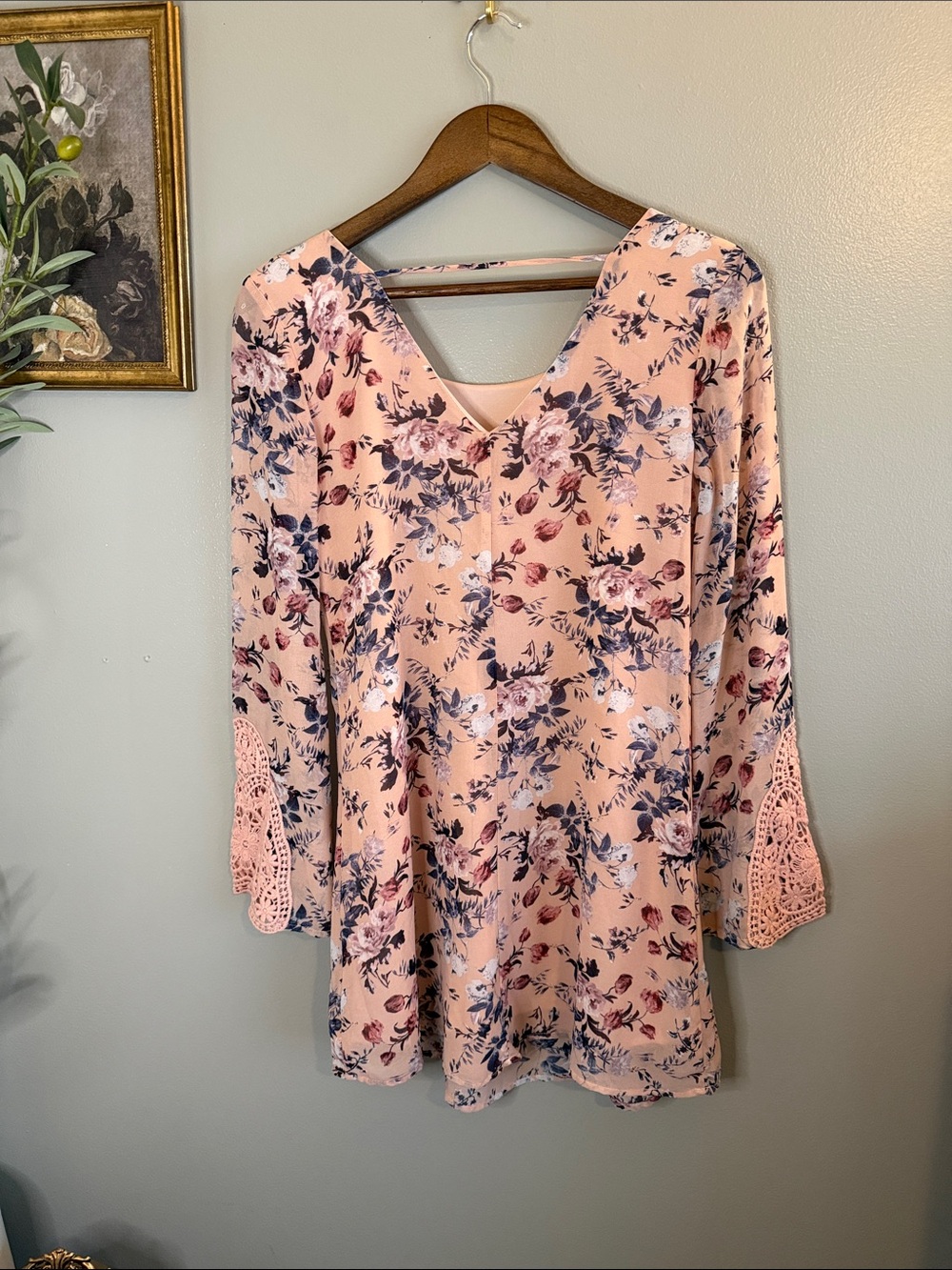 Speechless Floral Blouse XS Pink Crochet Lace Bell Sleeve Boho Cottagecore Tunic - Picture 8 of 9
